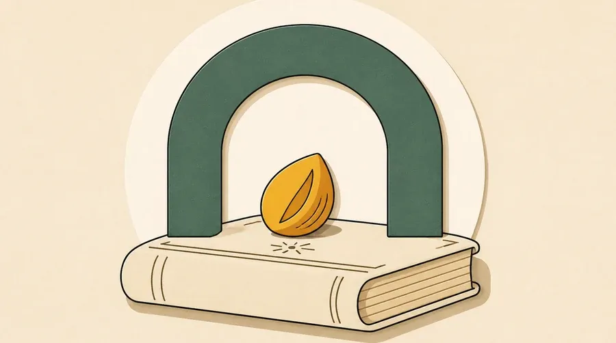 Un livre crème, une graine ocre et une arche sauge sont centrés.